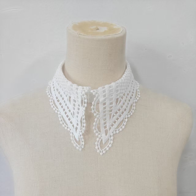 Colletto Finto Bianco da Donna - Shirts recensione e prezzo